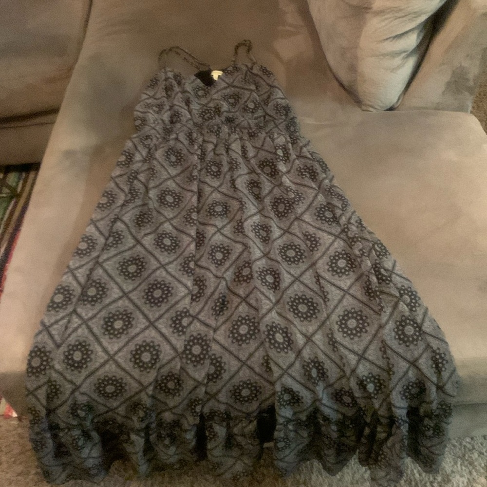 Trinhology black and gray maxi dress